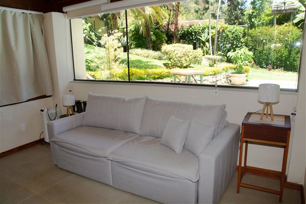 Suíte externa com sofá-cama